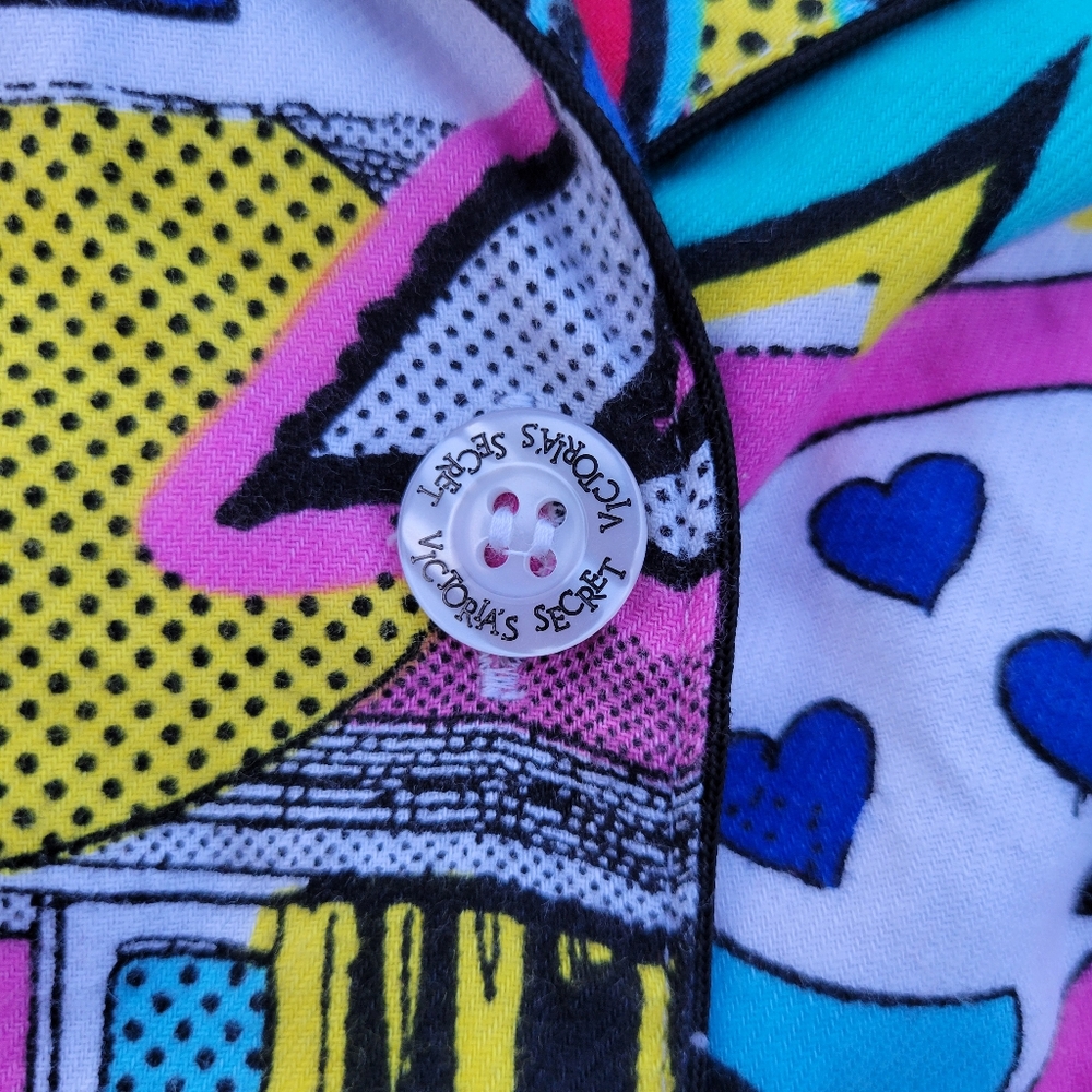 Victoria's Secret 90’s Cartoon Comics Pop Art Flannel Pajama Top Size Medium - Picture 12 of 15